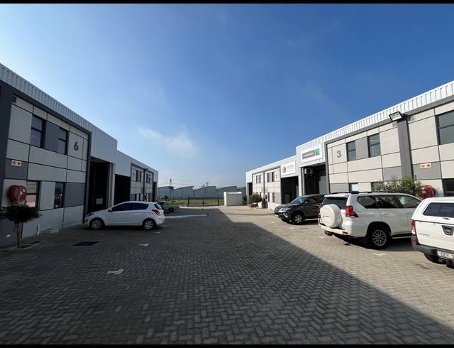132M² WAREHOUSE TO LET IN RIVERGATE